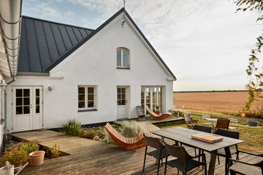 Stålprofiler på ”Morten Korch’sk”, Ydeøvej 26, 4900 Nakskov